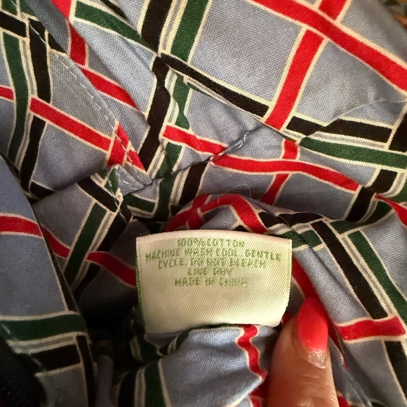 Vera Bradley Black and Red Paisley Shoulder Bag - Picture 7 of 7